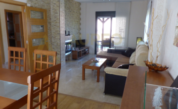 SPACIOUS AND BRIGHT HOUSE in Oromana 9