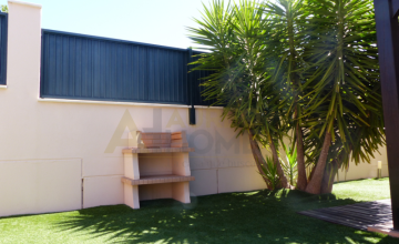 SPACIOUS AND BRIGHT HOUSE in Oromana 33