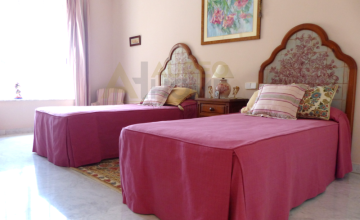 Spectacular Detached Villa IN URBANIZACION TORREQUINTO 31