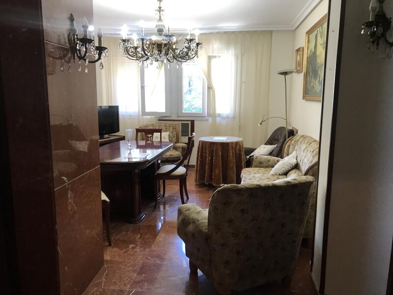 MAGNIFICENT AND SPACIOUS APARTMENT IN NERVIÓN.