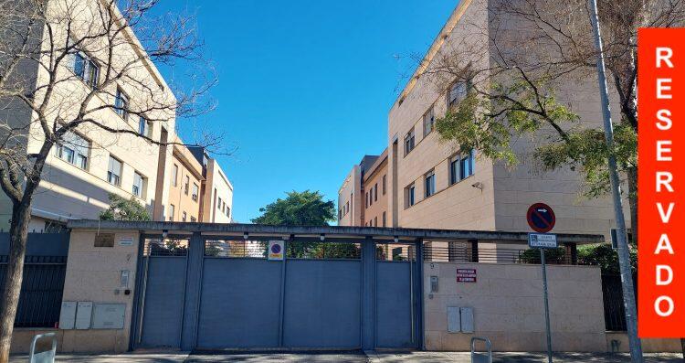 GREAT APARTMENT IN UNBEATABLE LOCATION