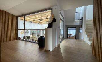 SPECTACULAR VILLA ON THE FIRST LINE OF THE GOLF COURSE 17