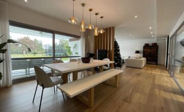 SPECTACULAR VILLA ON THE FIRST LINE OF THE GOLF COURSE 25