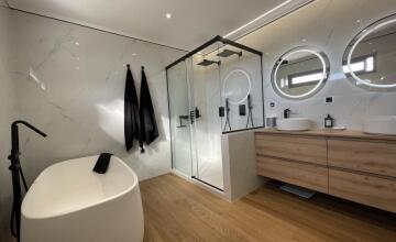 SPECTACULAR VILLA ON THE FIRST LINE OF THE GOLF COURSE 40