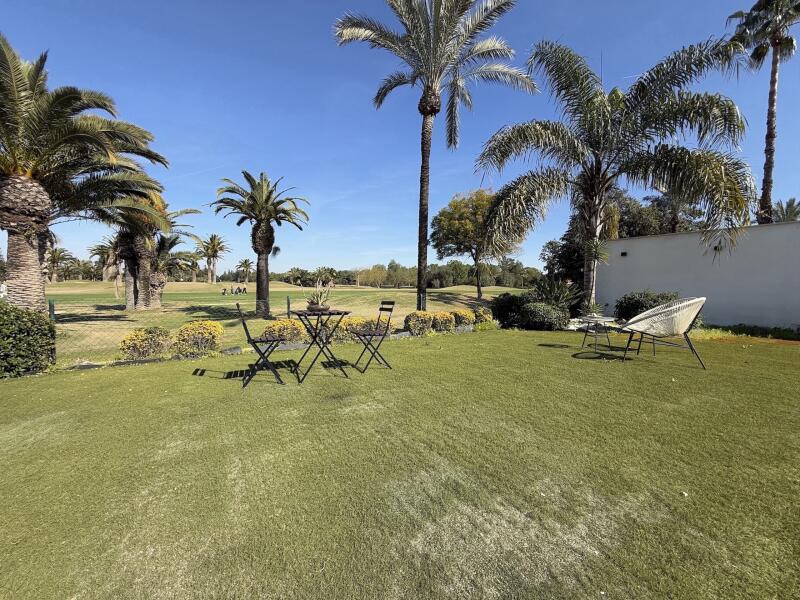SPECTACULAR VILLA FOR SALE ON THE FIRST LINE OF THE SEVILLE GOLF COURSE