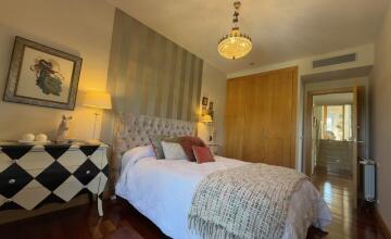 SPECTACULAR VILLA FOR SALE ON THE FIRST LINE OF THE SEVILLE GOLF COURSE 32