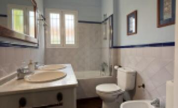 Chalet independiente en Urbanización "EL ZAUDÍN" 20