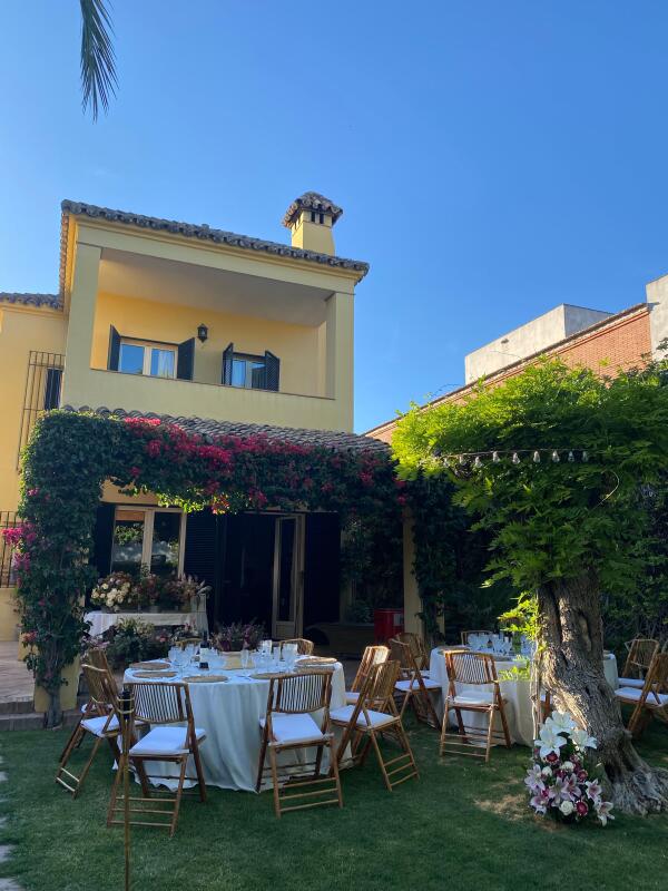 Chalet independiente en Urbanización "EL ZAUDÍN"