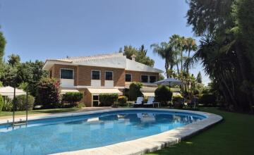 MAGNIFICO CHALET INDEPENDIENTE EN TORREQUINTO 8