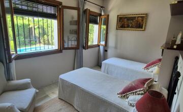 MAGNIFICO CHALET INDEPENDIENTE EN TORREQUINTO 33