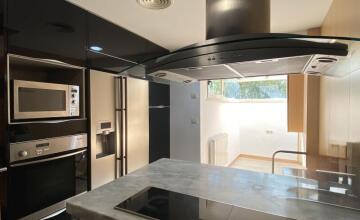 Chalet pareado en la fabulosa urbanización Residencial Sevilla Golf 7