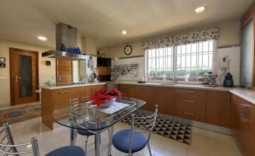 Chalet independiente en Urbanización Villares Altos Sevilla 29