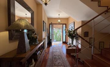 Chalet independiente en Urbanización Villares Altos Sevilla 10