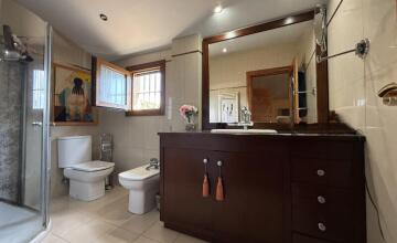 Chalet independiente en Urbanización Villares Altos Sevilla 35