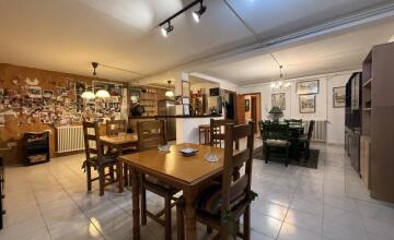 Chalet independiente en Urbanización Villares Altos Sevilla 48