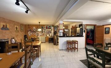 Chalet independiente en Urbanización Villares Altos Sevilla 46