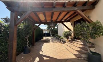 Chalet independiente en Urbanización Villares Altos Sevilla 8