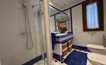 Chalet independiente en Urbanización Villares Altos Sevilla 41