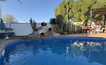 Chalet independiente en Urbanización Los Cerros de Montequinto 4