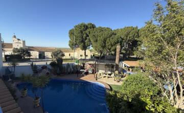 Chalet independiente en Urbanización Los Cerros de Montequinto 43