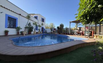 Chalet independiente en Urbanización Los Cerros de Montequinto 6