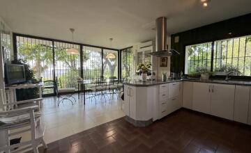 EXCLUSIVO CHALET INDEPENDIENTE CON VISTAS EN URBANIZACIÓN PRIVADA. 21