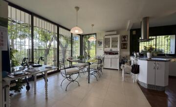 EXCLUSIVO CHALET INDEPENDIENTE CON VISTAS EN URBANIZACIÓN PRIVADA. 22