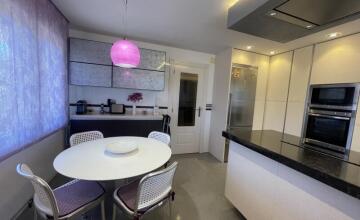 Elegancia, privacidad y bienestar en una de las urbanizaciones más exclusivas de Valladolid. 35