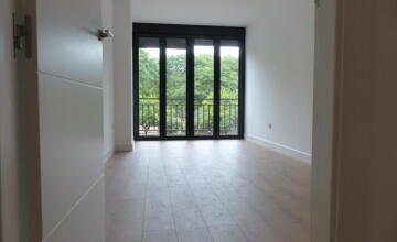 "Unique opportunity to live in the heart of Seville with an excelent quality of life" 12