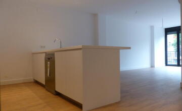 Magnificent newly renovated with first quality, in LOS REMEDIOS 3