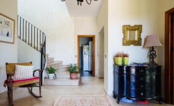  Unique opportunity to live VERY NEAR SEVILLA with  FIRST QUALITY OF LIFE  6