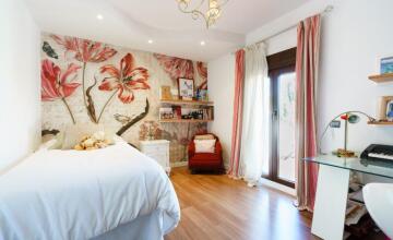  Unique opportunity to live VERY NEAR SEVILLA with  FIRST QUALITY OF LIFE  21