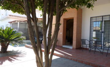 SPACIOUS AND BRIGHT HOUSE in Condequinto 4