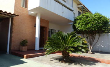 SPACIOUS AND BRIGHT HOUSE in Condequinto 5