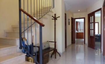 SPACIOUS AND BRIGHT HOUSE in Condequinto 7