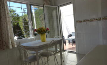 SPACIOUS AND BRIGHT HOUSE in Condequinto 13