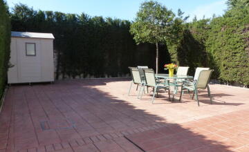 SPACIOUS AND BRIGHT HOUSE in Condequinto 28